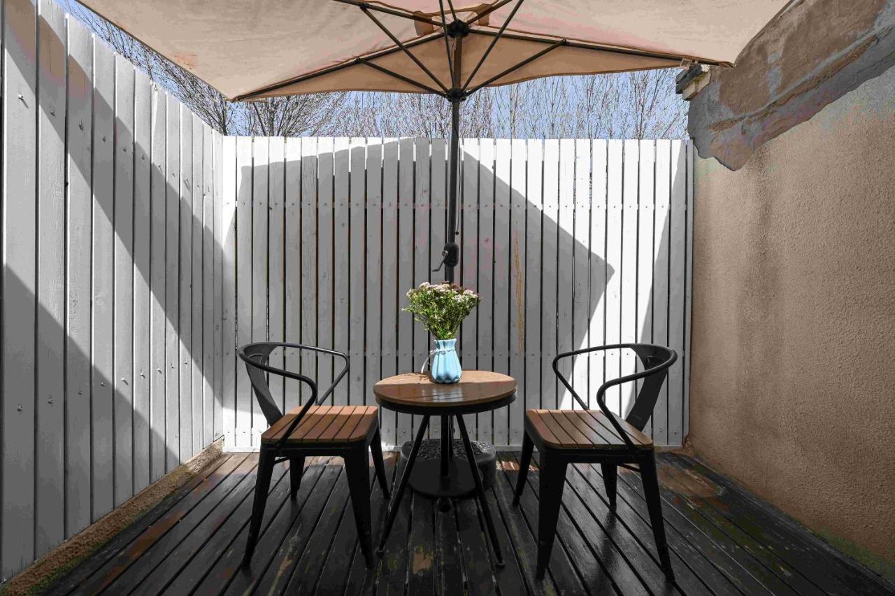 Xingshe Alley Courtyard Hotel Beijing Wangfujing Forbidden City Branch - Breakfast Included & English Speaking Reception & Free Wifi And Laundry Room & Hutong Culture & Cat-Keeping & Flower-Growing Terrace & One Day Tour Service & Free Coffee מראה חיצוני תמונה