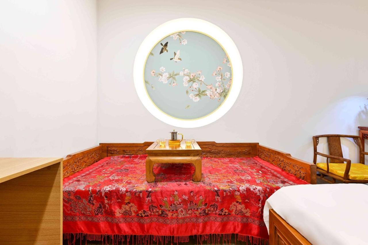 Xingshe Alley Courtyard Hotel Beijing Wangfujing Forbidden City Branch - Breakfast Included & English Speaking Reception & Free Wifi And Laundry Room & Hutong Culture & Cat-Keeping & Flower-Growing Terrace & One Day Tour Service & Free Coffee מראה חיצוני תמונה