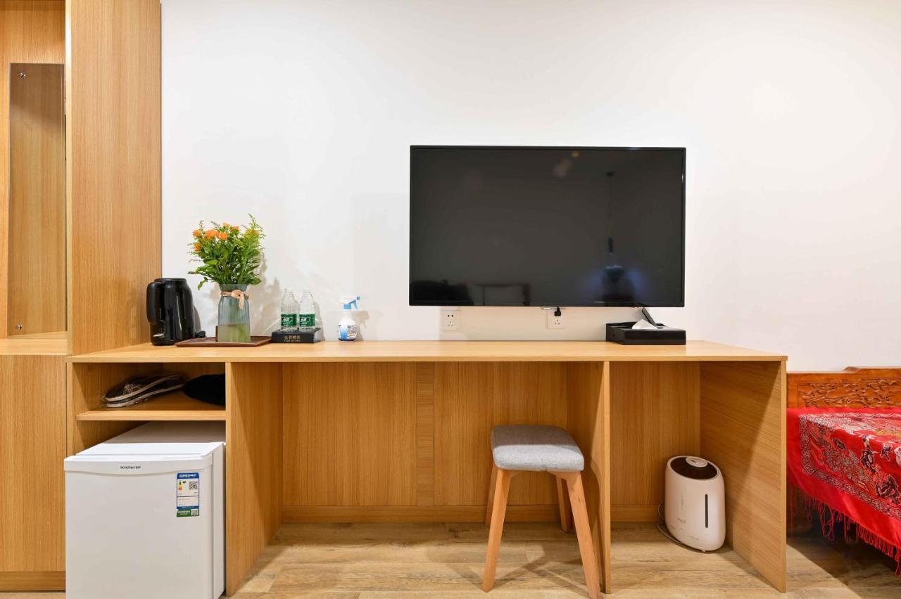 Xingshe Alley Courtyard Hotel Beijing Wangfujing Forbidden City Branch - Breakfast Included & English Speaking Reception & Free Wifi And Laundry Room & Hutong Culture & Cat-Keeping & Flower-Growing Terrace & One Day Tour Service & Free Coffee מראה חיצוני תמונה