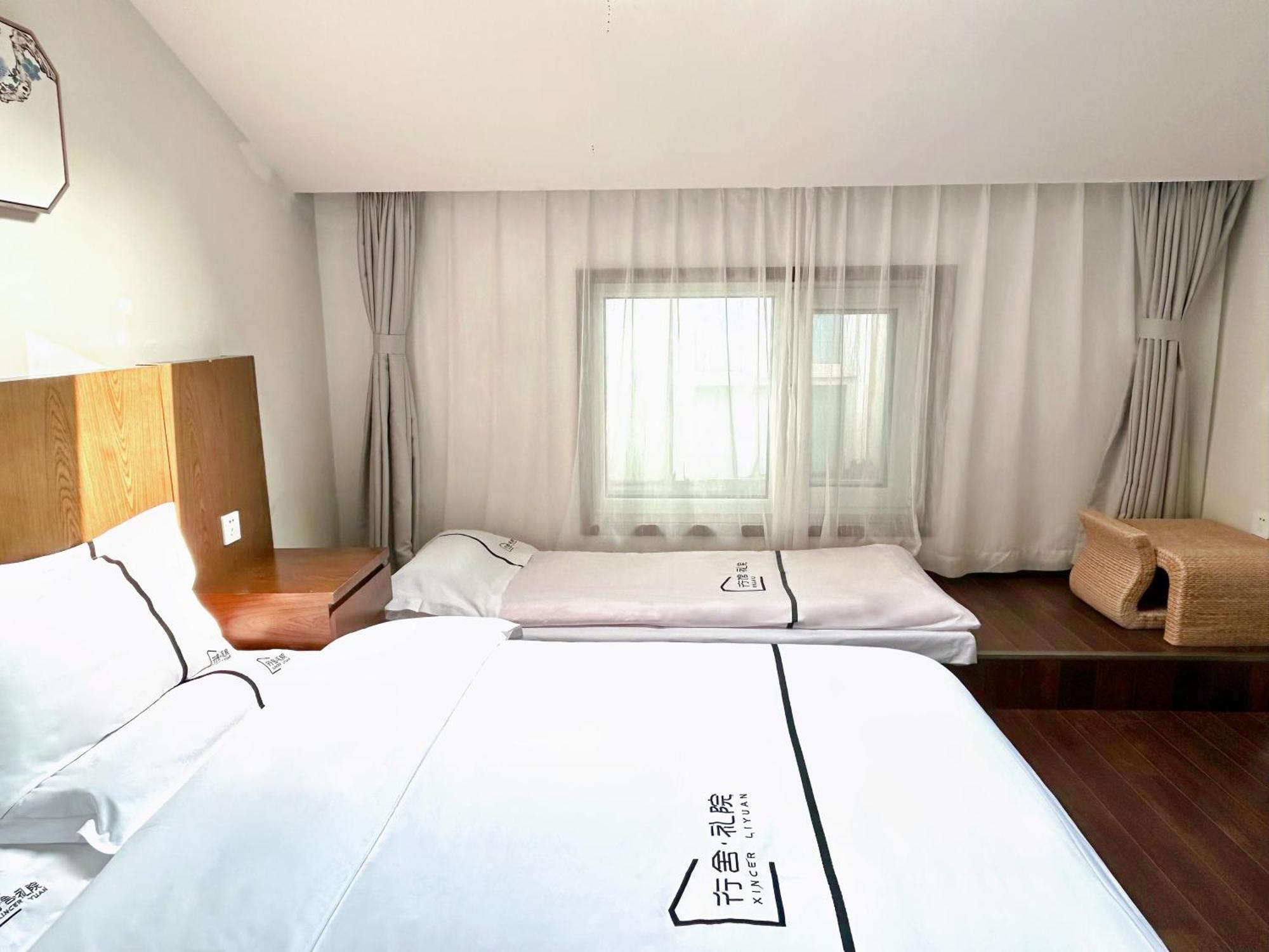 Xingshe Alley Courtyard Hotel Beijing Wangfujing Forbidden City Branch - Breakfast Included & English Speaking Reception & Free Wifi And Laundry Room & Hutong Culture & Cat-Keeping & Flower-Growing Terrace & One Day Tour Service & Free Coffee מראה חיצוני תמונה